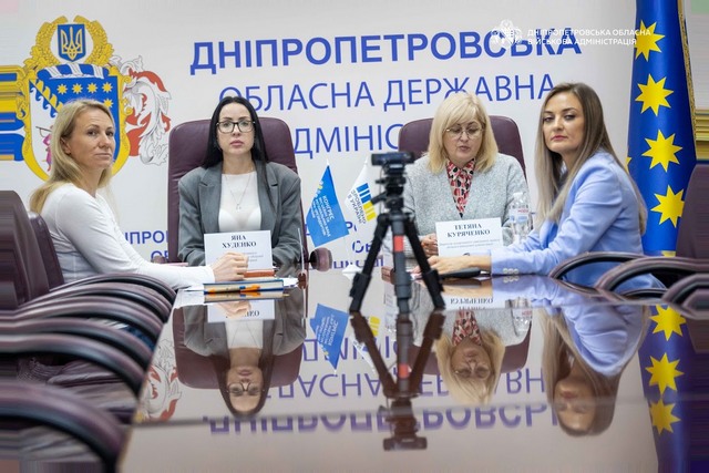 ��������� ������ � ����� �����������: ��������������� ���������������� �������������� � �������� ������ � �������