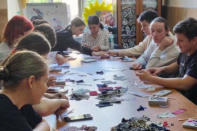 На студентах медичного університету Дніпра вперше випробували кінусайгу