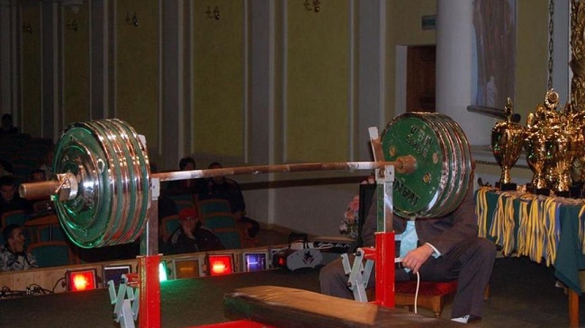 Каменчане завоевали призовые места в Кубке Украины по пауэрлифтингу