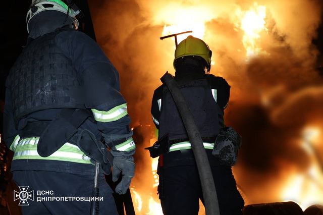 Ночью россия массированно атаковала Кривой Рог дронами. Оккпанты ранили 3 женщин