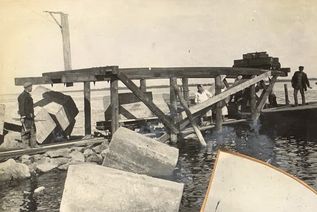 История Днепра: Как строили причалы на Набережной Заводской