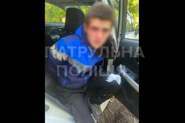 19-летний мотоциклист без прав и под наркотиками убегал от полиции
