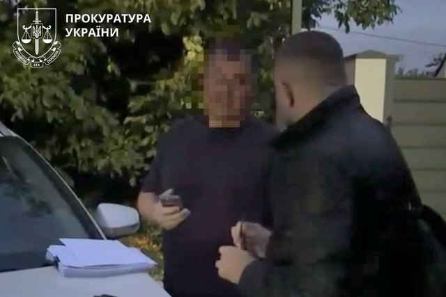 Свыше 1,6 млн грн на продаже гуманитарных авто для всу: подозревается директор ООО из Днепропетровщины