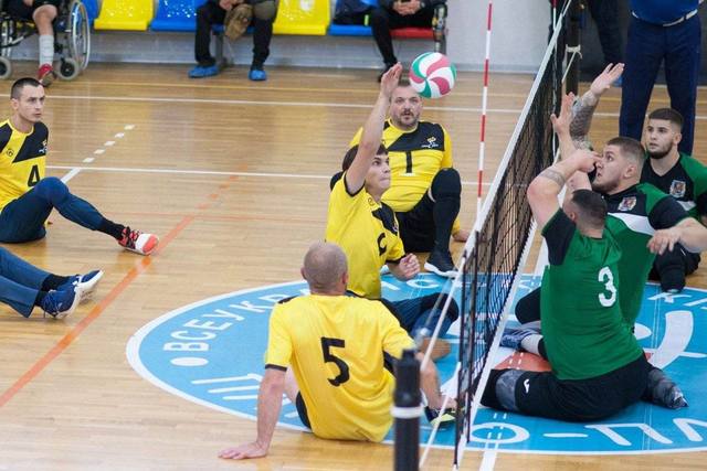 Збірна Дніпропетровщини здобула срібло чемпіонату України з волейболу сидячи