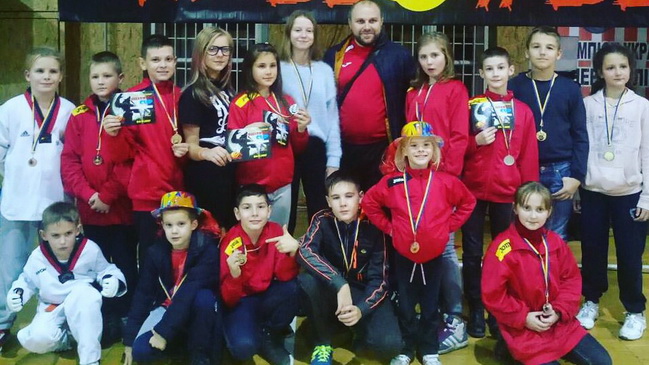 ����������� � ���'������ �� ������ � �������������� ������� 16 �������� ����