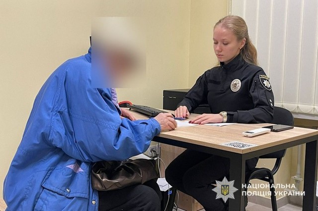 Ударила ножом мужа: следователи Днепра сообщили о подозрении 67-летней горожанке