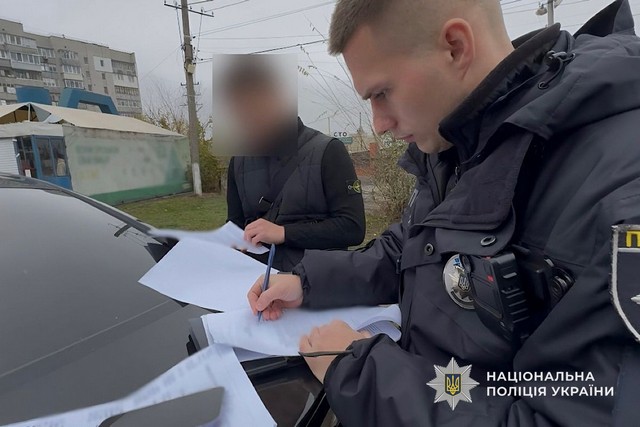 Обманул девушек почти на 200 тысяч гривен: полиция Днепра и киберполиция разоблачили злоумышленника