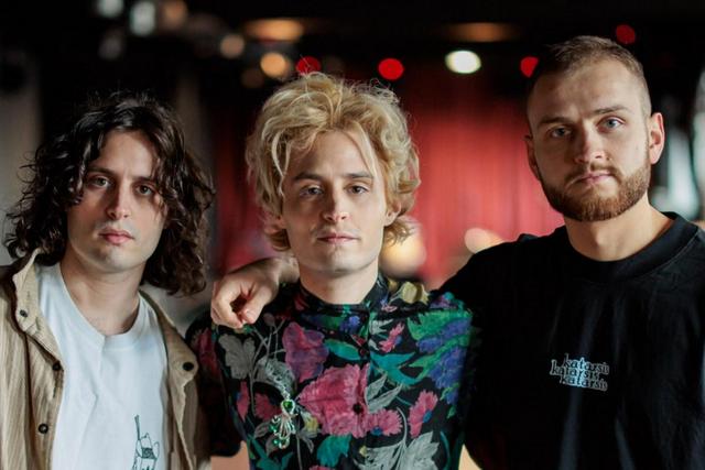 Гурт Ziferblat потрапив під російський обстріл у Дніпрі / фото instagram.com/ziferblat_band Известная украинская группа попала под российский обстрел в Днепре