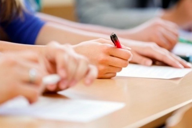 Вступительная кампания-2026: комитет Рады по вопросам образования поддержал прошлогодний формат тестирований