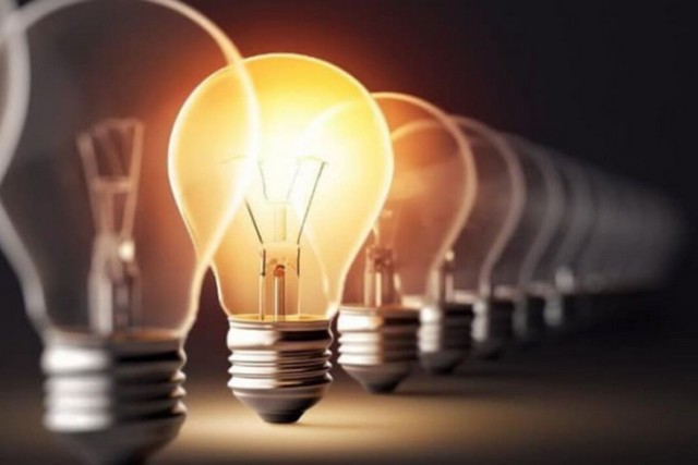 Відключення електроенергії у середу, 26 листопада: попередня інформація від Укренерго, ДТЕК, ЦЕК