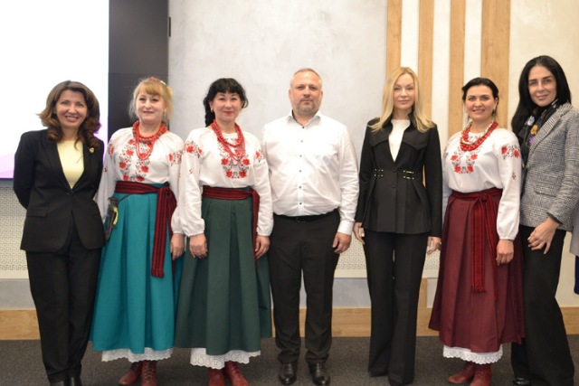 �� ���������������� ���������� �������� ����� �������