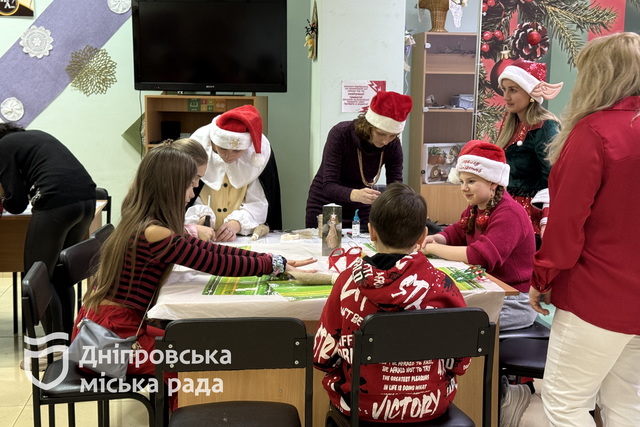 В Днепре «Сказочная фабрика чудес» открыла двери для детей и взрослых