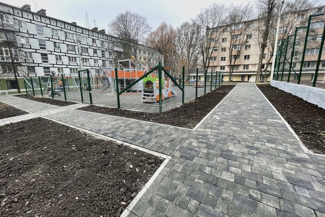 �� 12-� �������� ������ ������� ��� ���� ����-����������