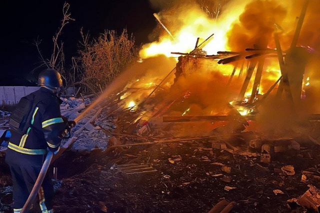 Иллюстративное фото. Враг бил дронами по 2 районам Днепропетровщины: горел лицей