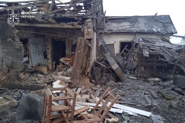 Ночью враг атаковал 2 района области: ранена женщина